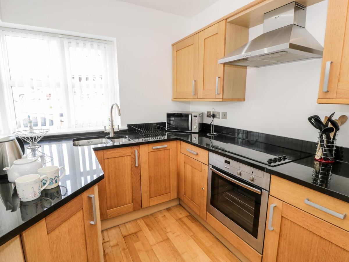 Apartamento Tides, Tyn-y-Gongl Benllech Exterior foto