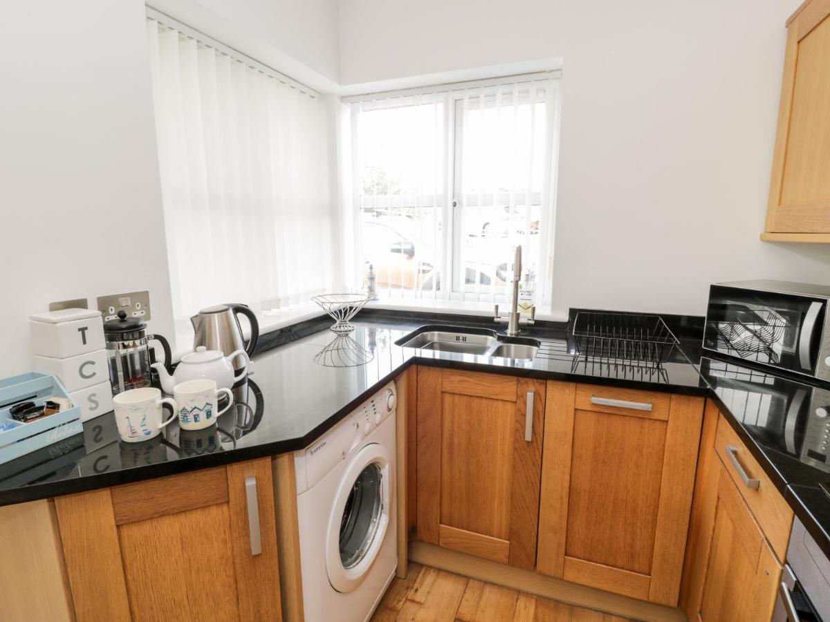 Apartamento Tides, Tyn-y-Gongl Benllech Exterior foto