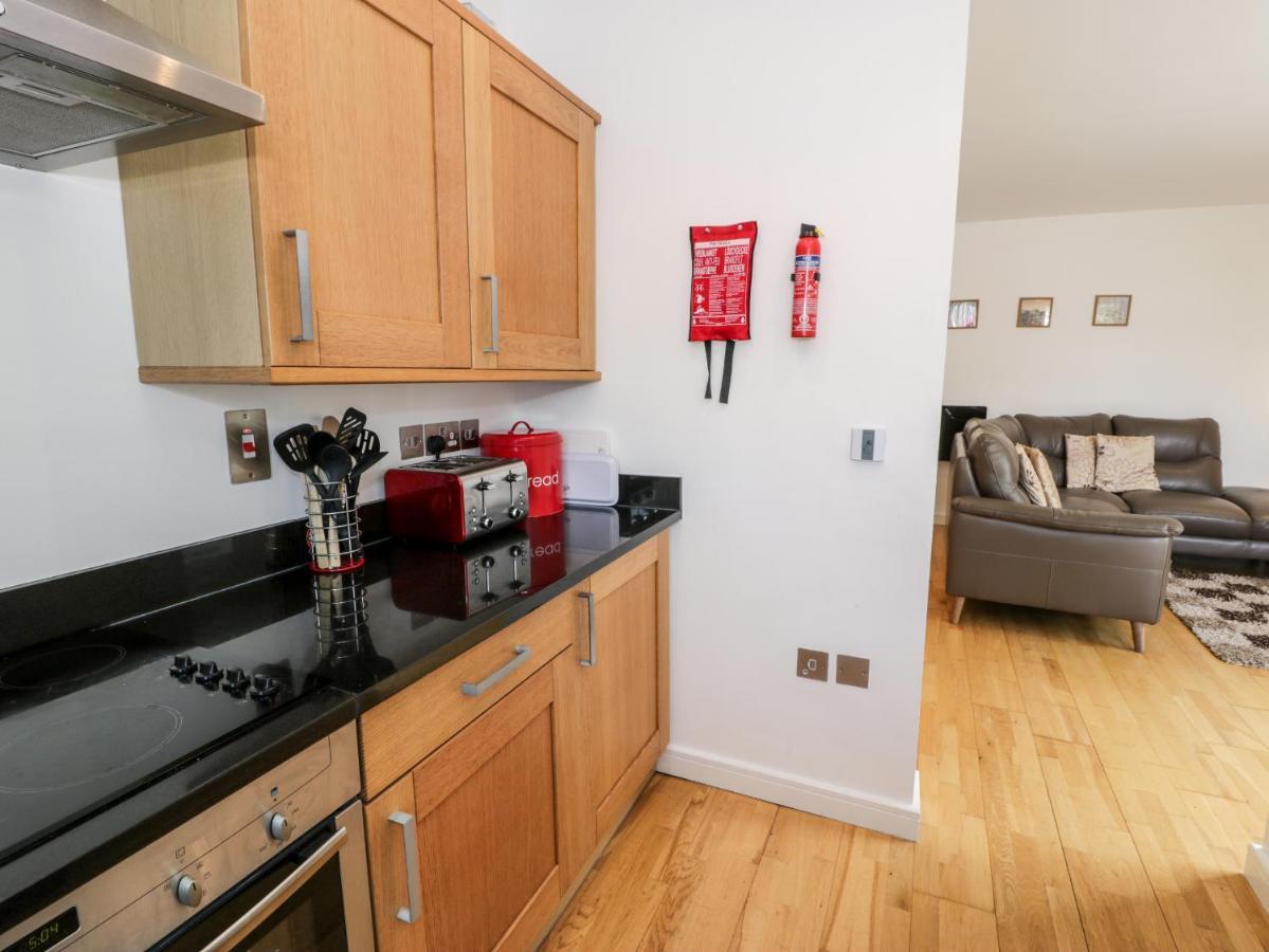 Apartamento Tides, Tyn-y-Gongl Benllech Exterior foto